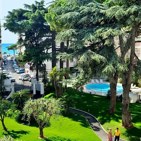 Apartment Resideal Premium 150s *